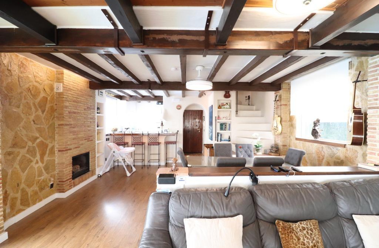 Resale - Villa - Orihuela Costa - Costa Blanca