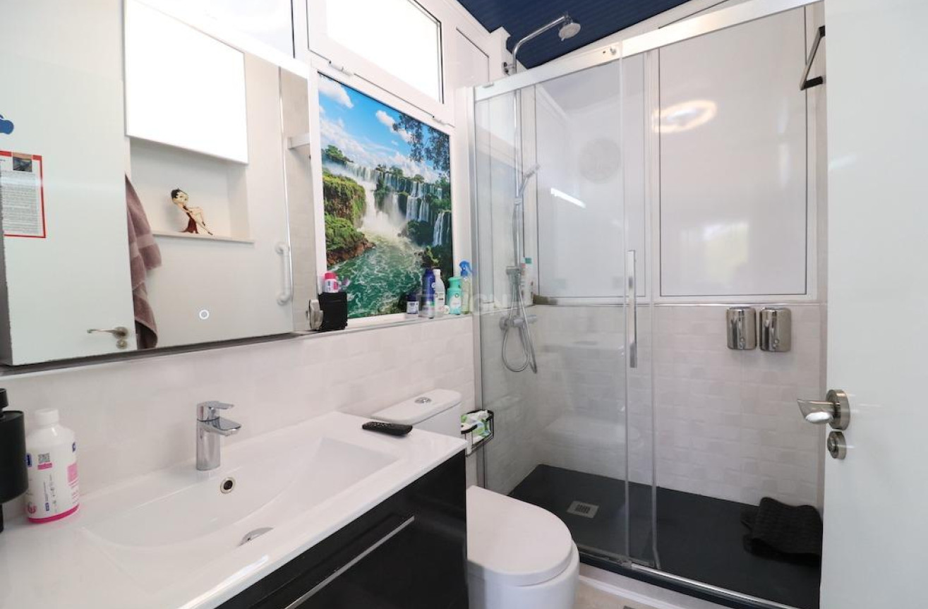 Resale - Villa - Orihuela Costa - Costa Blanca