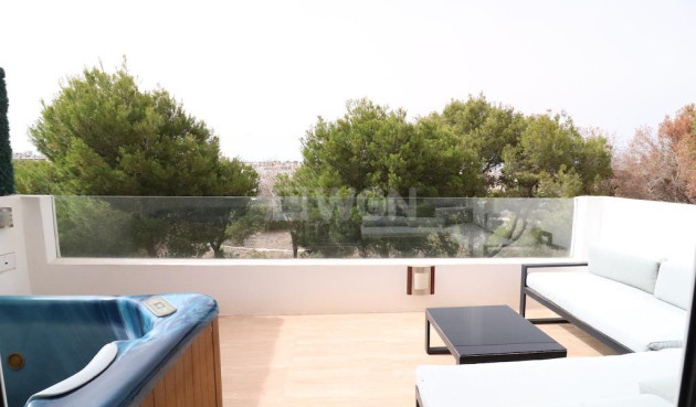 Resale - Villa - Orihuela Costa - Costa Blanca