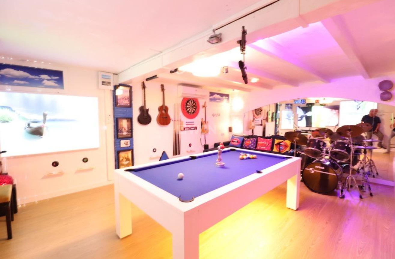 Resale - Villa - Orihuela Costa - Costa Blanca