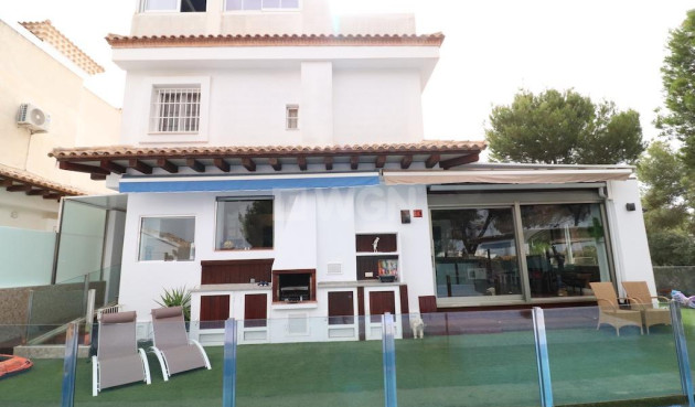 Resale - Villa - Orihuela Costa - Costa Blanca