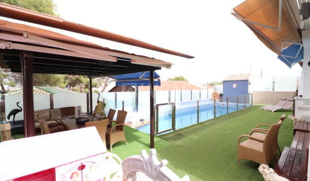 Resale - Villa - Orihuela Costa - Costa Blanca