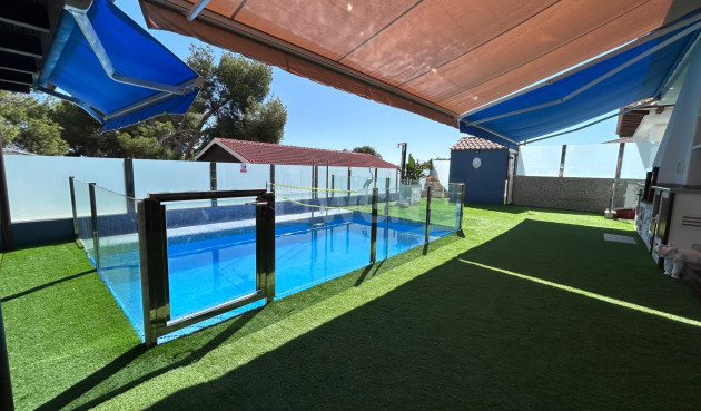 Resale - Villa - Orihuela Costa - Costa Blanca