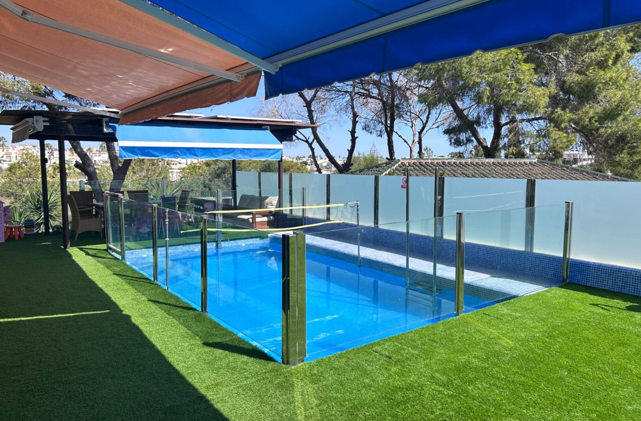 Resale - Villa - Orihuela Costa - Costa Blanca