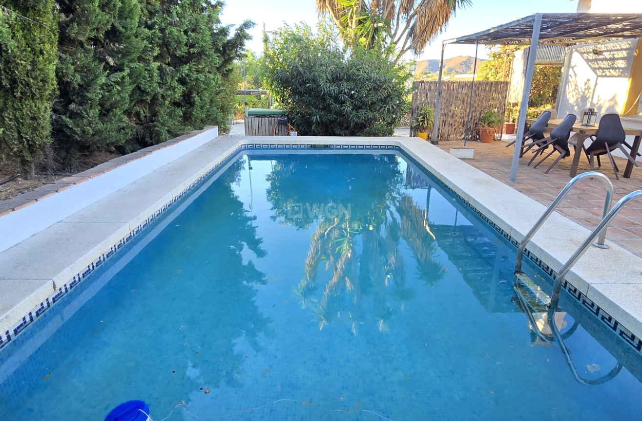 Resale - Villa - Vinuela - Inland