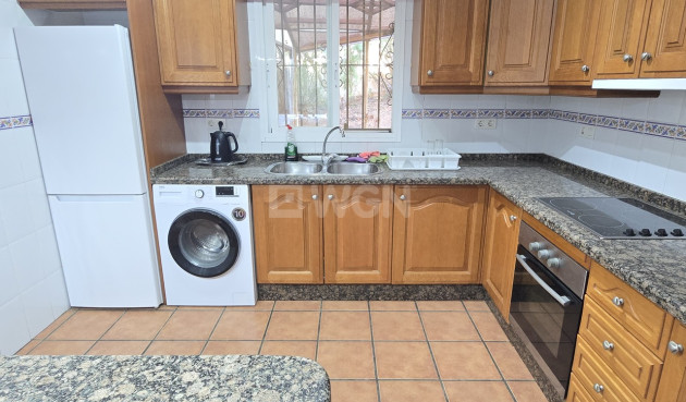 Resale - Villa - Vinuela - Inland