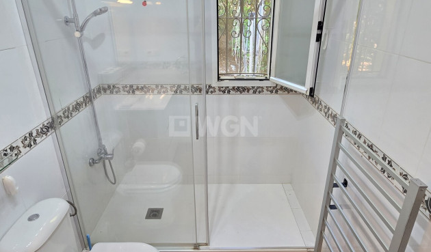 Resale - Villa - Vinuela - Inland