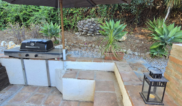 Resale - Villa - Vinuela - Inland