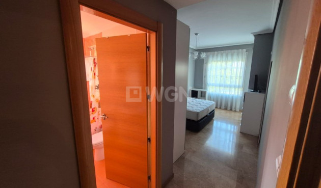 Odsprzedaż - Mieszkanie w bloku - Crevillent - Inland