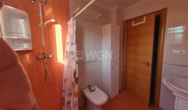 Odsprzedaż - Mieszkanie w bloku - Crevillent - Inland