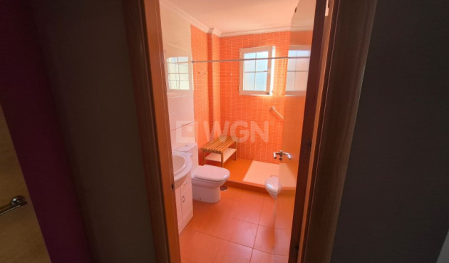 Odsprzedaż - Mieszkanie w bloku - Crevillent - Inland