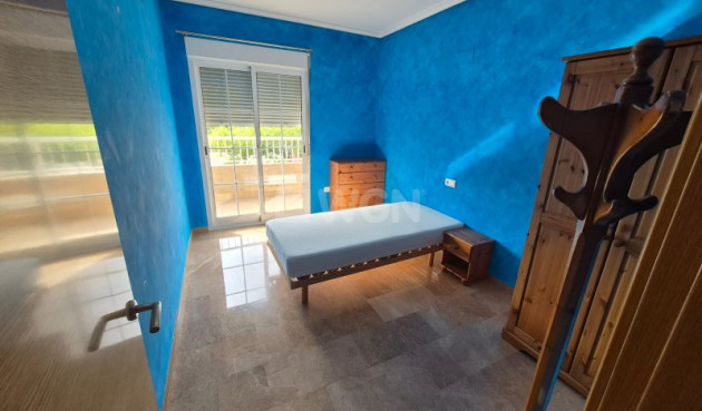 Odsprzedaż - Mieszkanie w bloku - Crevillent - Inland