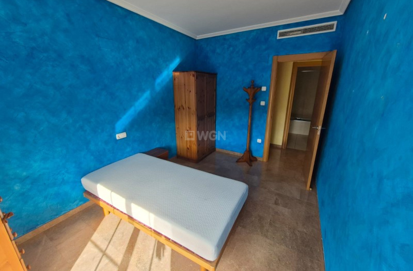 Odsprzedaż - Mieszkanie w bloku - Crevillent - Inland