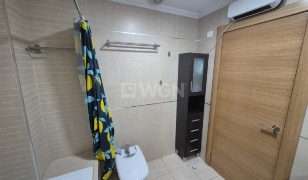 Odsprzedaż - Mieszkanie w bloku - Crevillent - Inland