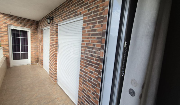 Odsprzedaż - Mieszkanie w bloku - Crevillent - Inland