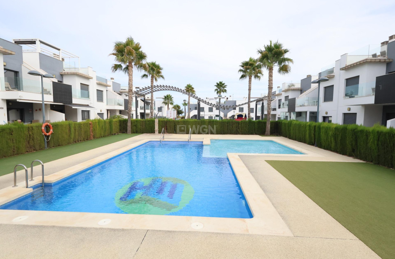 Resale - Bungalow - Pilar de la Horadada - Costa Blanca