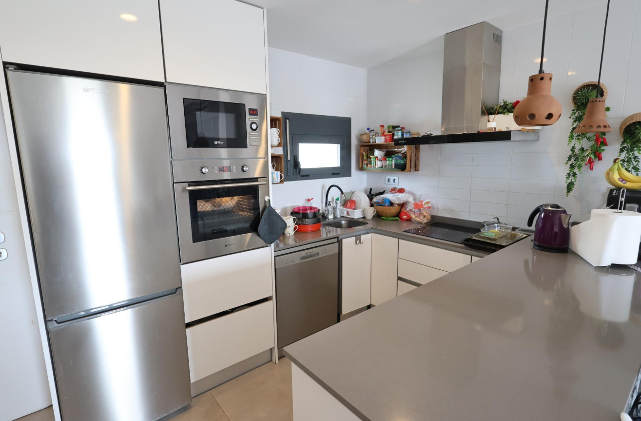 Resale - Bungalow - Pilar de la Horadada - Costa Blanca