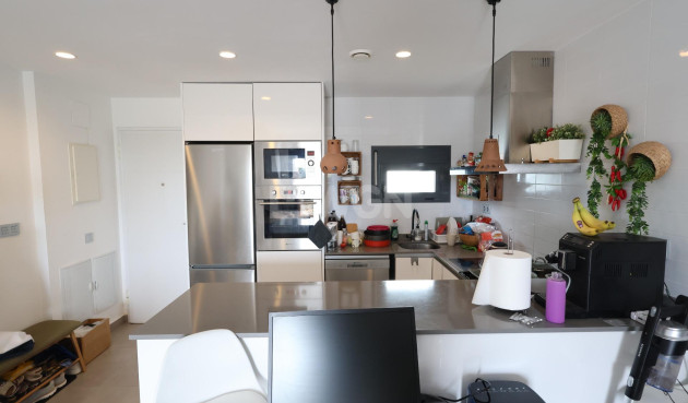 Resale - Bungalow - Pilar de la Horadada - Costa Blanca