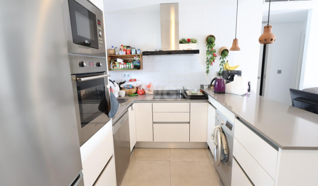 Resale - Bungalow - Pilar de la Horadada - Costa Blanca