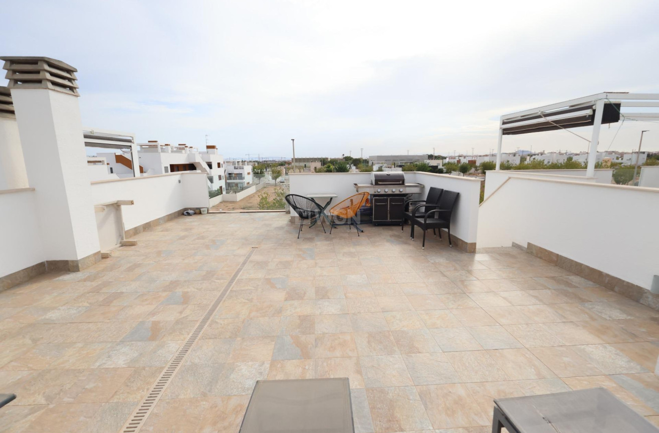Resale - Bungalow - Pilar de la Horadada - Costa Blanca