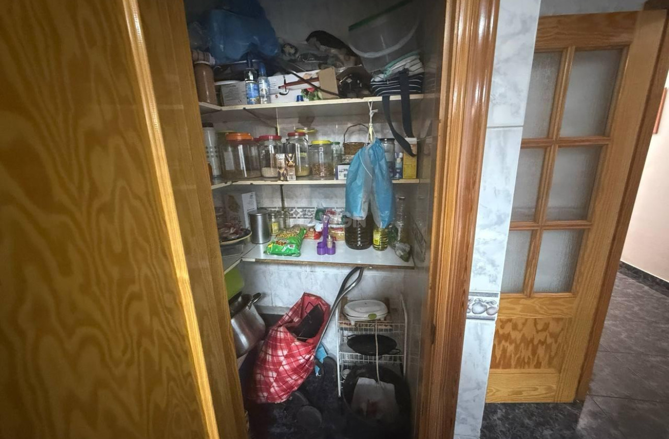 Odsprzedaż - Mieszkanie w bloku - San Pedro del Pinatar - -  -