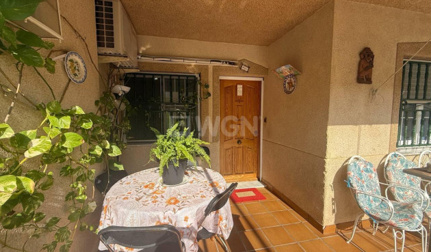 Odsprzedaż - Mieszkanie w bloku - San Pedro del Pinatar - -  -