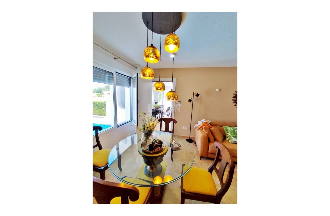 Reventa - Villa - San Miguel de Salinas - Inland