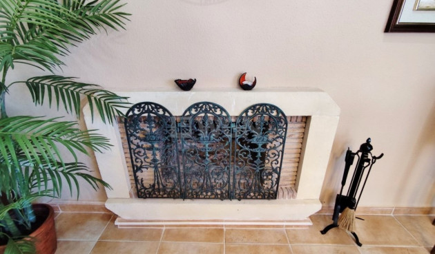 Reventa - Villa - San Miguel de Salinas - Inland