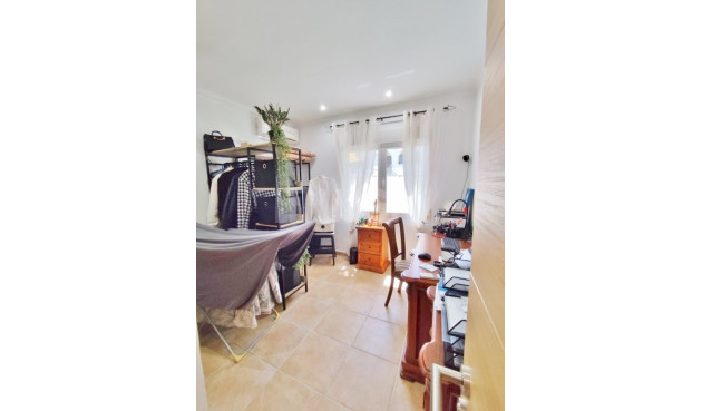 Reventa - Villa - San Miguel de Salinas - Inland