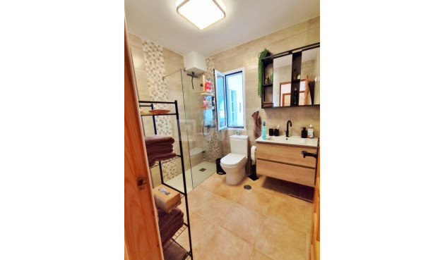 Reventa - Villa - San Miguel de Salinas - Inland