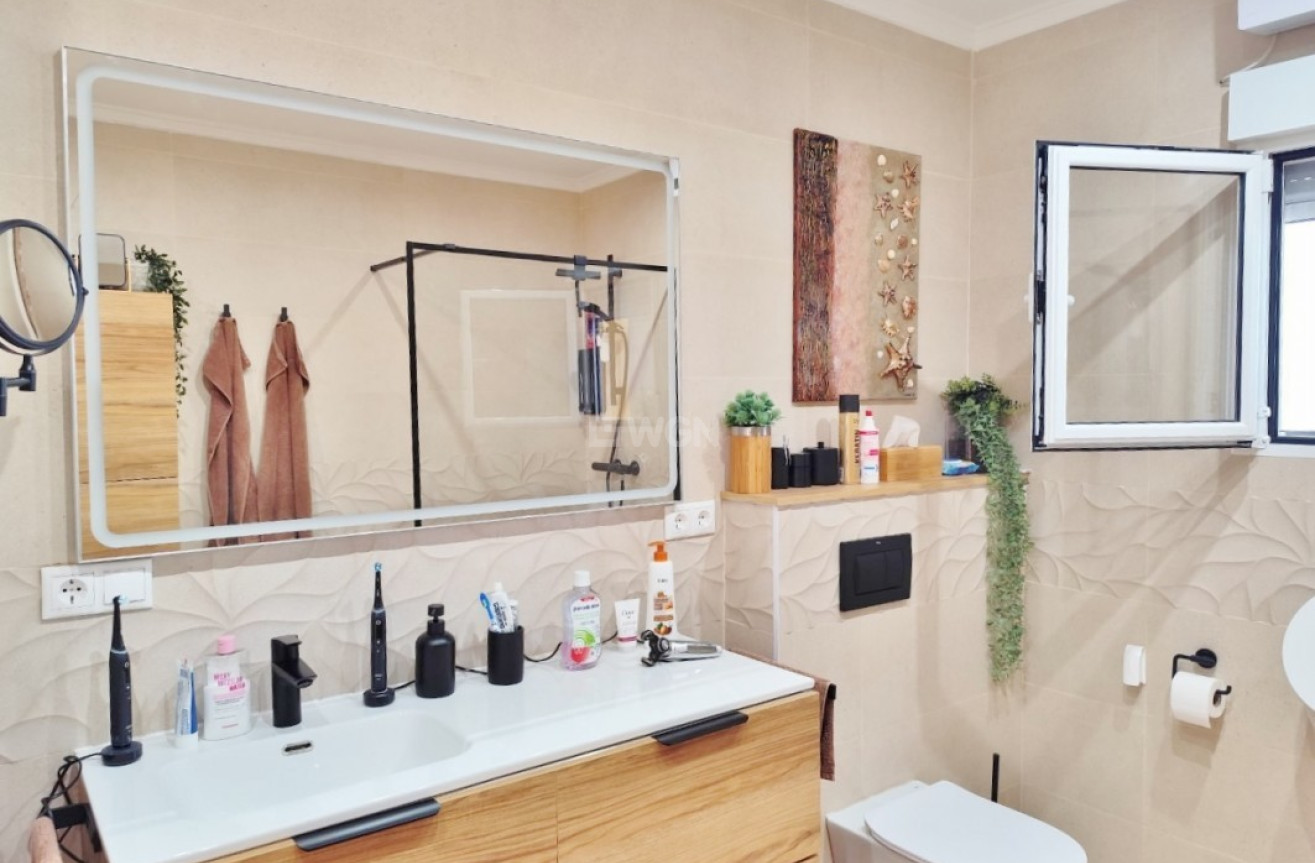 Reventa - Villa - San Miguel de Salinas - Inland