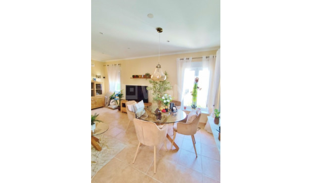 Reventa - Villa - San Miguel de Salinas - Inland