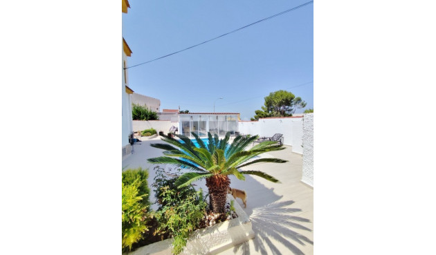 Reventa - Villa - San Miguel de Salinas - Inland