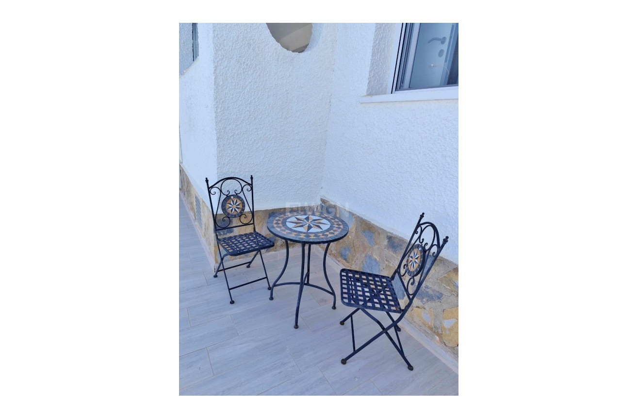 Reventa - Villa - San Miguel de Salinas - Inland