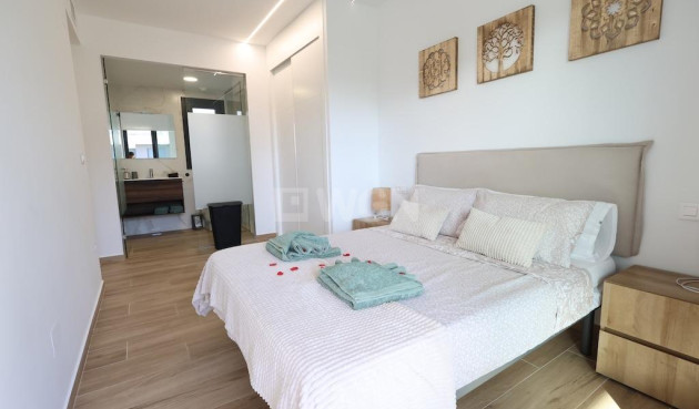 Odsprzedaż - Mieszkanie w bloku - Orihuela Costa - Costa Blanca