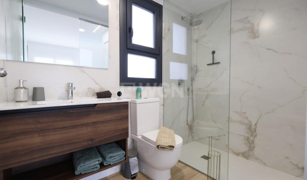 Odsprzedaż - Mieszkanie w bloku - Orihuela Costa - Costa Blanca