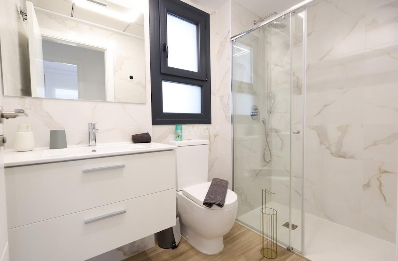 Odsprzedaż - Mieszkanie w bloku - Orihuela Costa - Costa Blanca