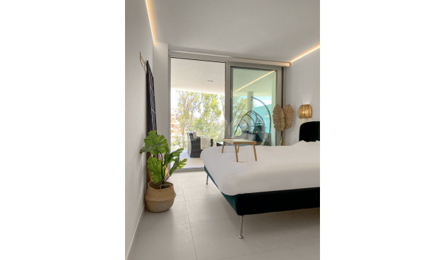 Odsprzedaż - Mieszkanie w bloku - Carvajal - Costa del Sol