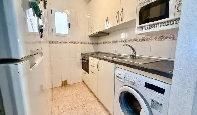 Reventa - Apartamento / piso - Torrevieja - PARQUE DE LAS NACIONES