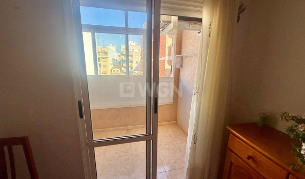 Reventa - Apartamento / piso - Torrevieja - PARQUE DE LAS NACIONES