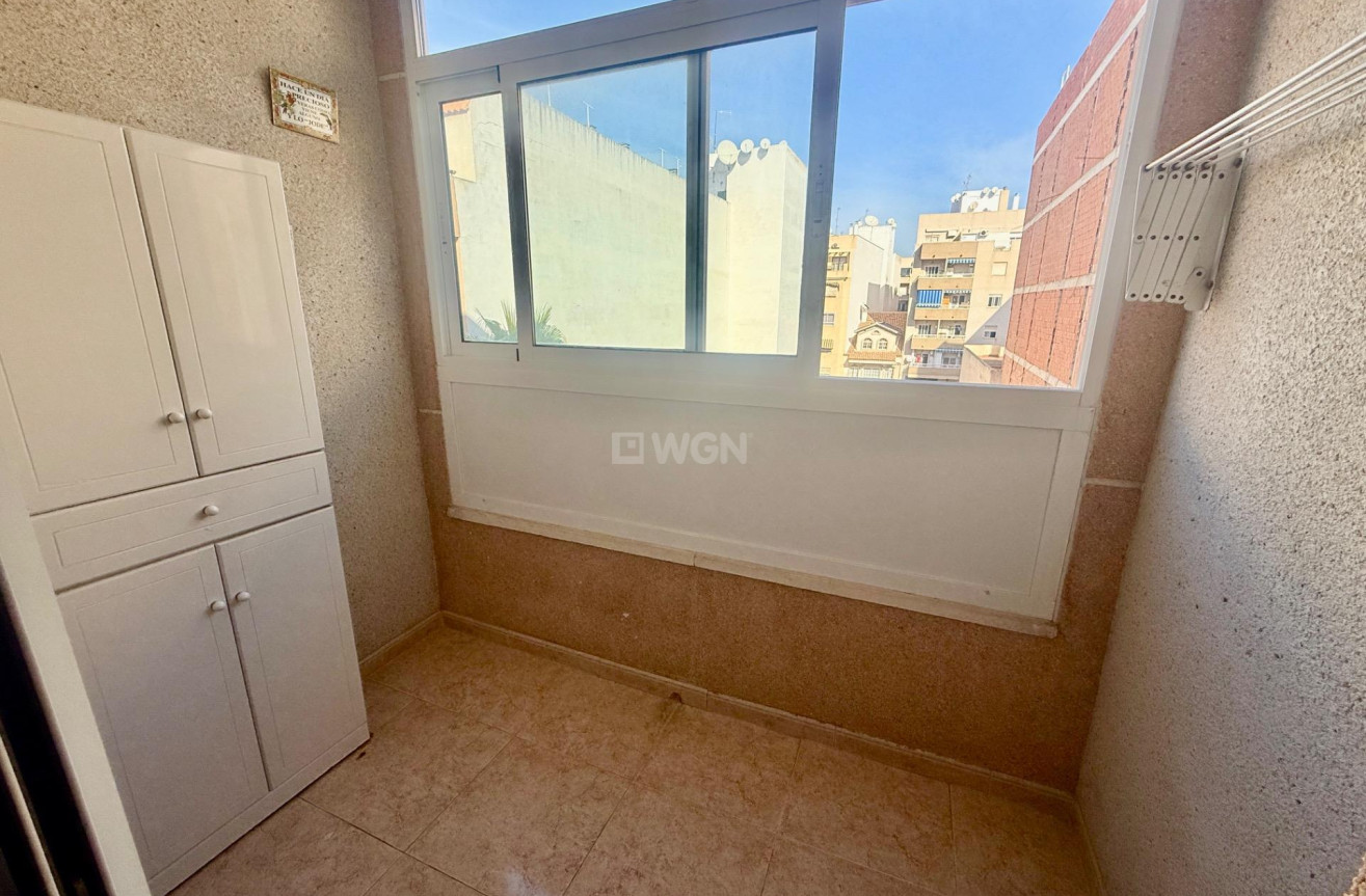 Reventa - Apartamento / piso - Torrevieja - PARQUE DE LAS NACIONES