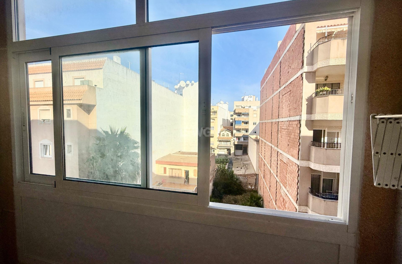 Reventa - Apartamento / piso - Torrevieja - PARQUE DE LAS NACIONES