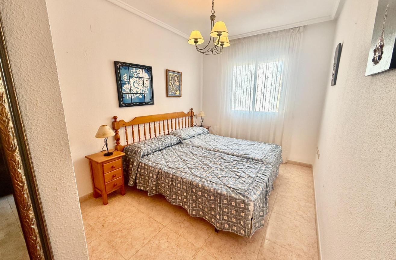 Reventa - Apartamento / piso - Torrevieja - PARQUE DE LAS NACIONES