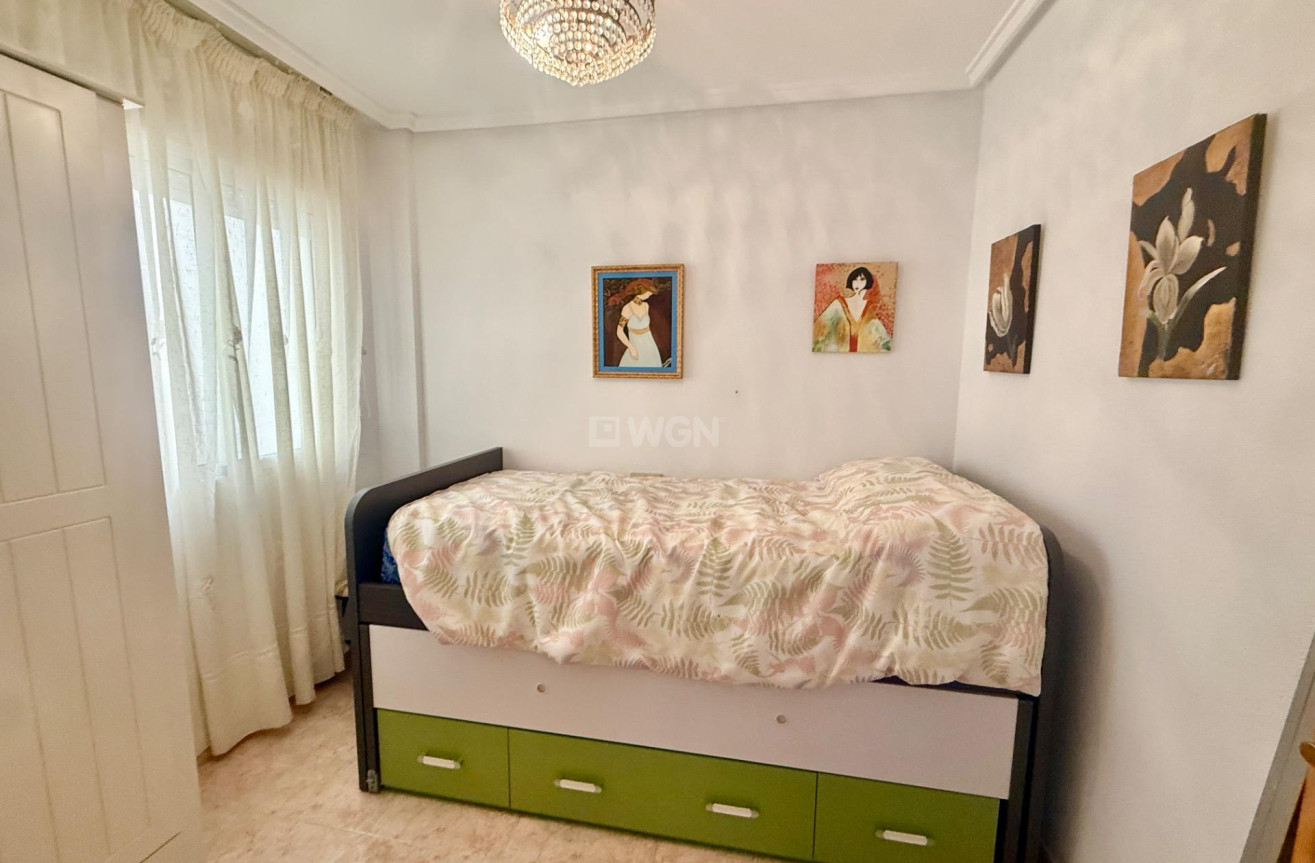 Reventa - Apartamento / piso - Torrevieja - PARQUE DE LAS NACIONES