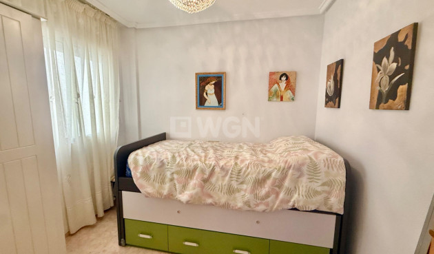 Reventa - Apartamento / piso - Torrevieja - PARQUE DE LAS NACIONES