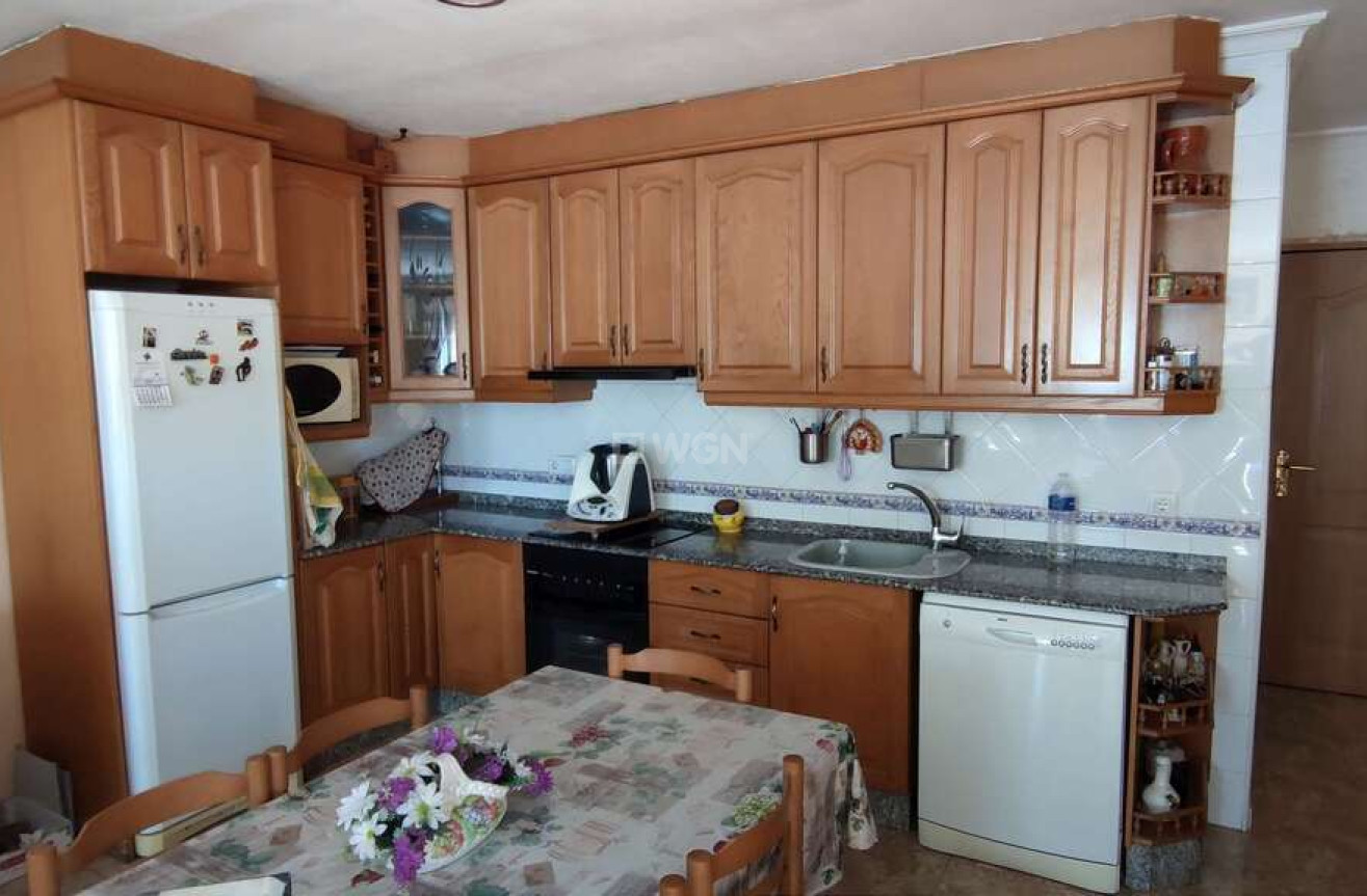 Resale - Villa - Pinoso - Inland