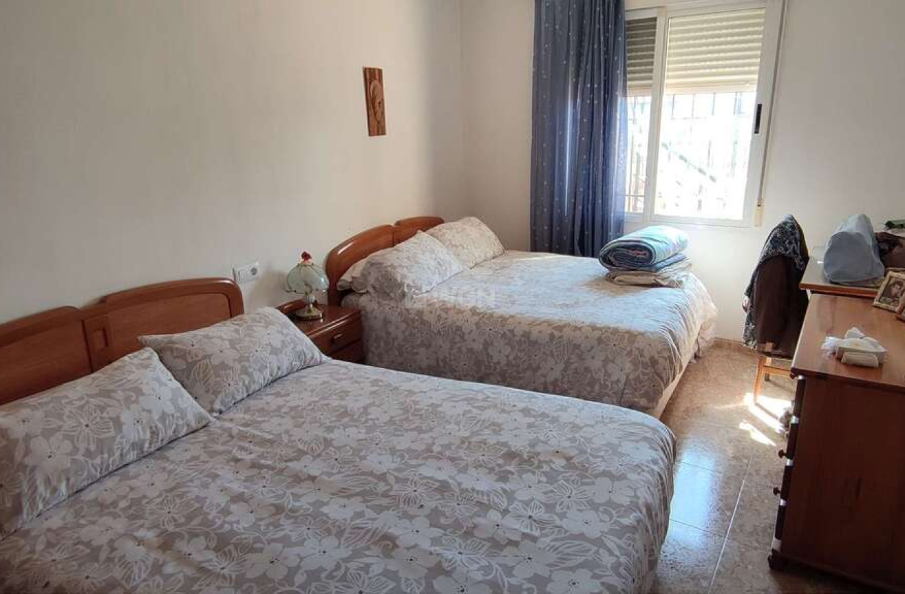 Resale - Villa - Pinoso - Inland