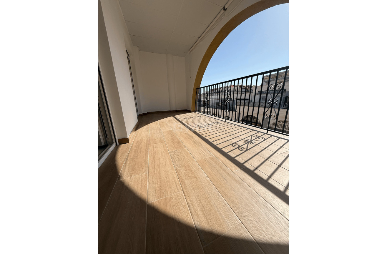 Resale - Apartment / flat - Torrevieja - Costa Blanca