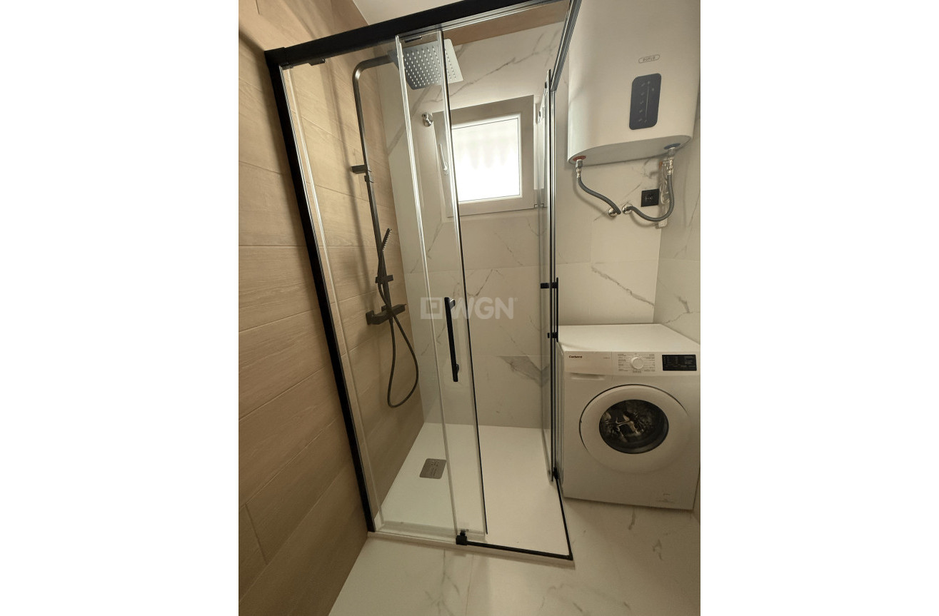 Resale - Apartment / flat - Torrevieja - Costa Blanca