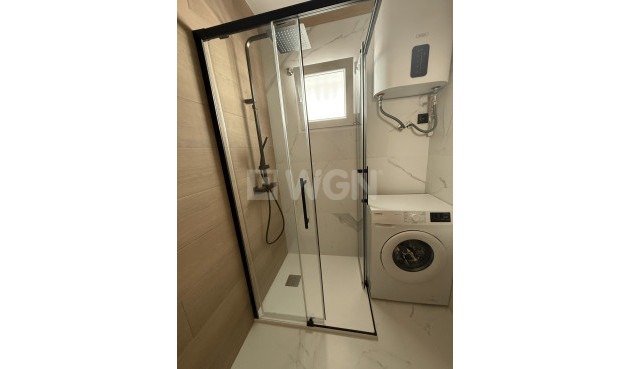 Resale - Apartment / flat - Torrevieja - Costa Blanca